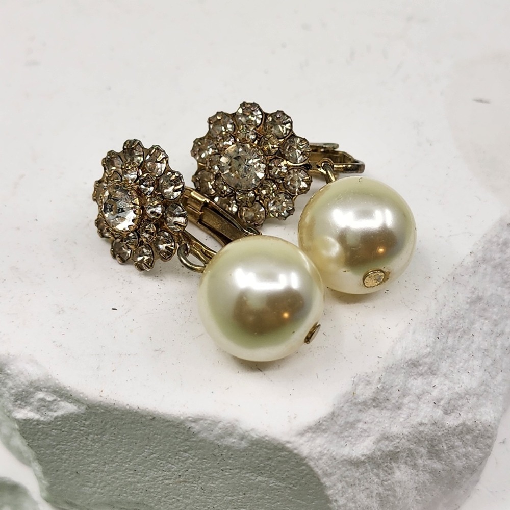 Vintage Faux Pearl Rhinestone Cluster Dangle Clip On Earrings Bridal Statement